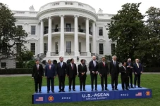 KTT ASEAN - AS Berikan...