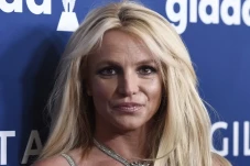 Britney Spears Alami...