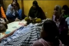 Anaknya Tewas Usai Ditangkap...