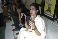 Kenakan Daster saat...