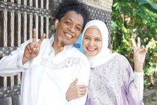 Indah Permatasari Nangis...