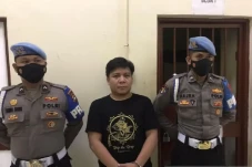Jadi Buronan Kasus Penipuan,...
