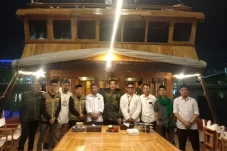 Rumah Gurutta Gandeng...