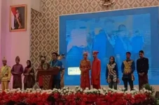 Haris Pertama Didukung...