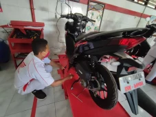 5 Komponen Motor yang...