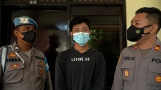 Konyol! Diputus Pacar,...