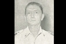 Laksamana Muda John...