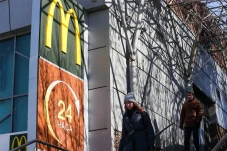 McDonald Putuskan Jual...