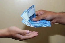 11 Adab Tentang Utang...