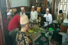 Sikapi Kelompok Penganut...