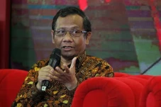 Singapura Tolak UAS,...