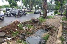 Hujan Sebentar Jalan...