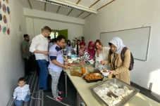 Cerita Dosen Unair Lebaran...