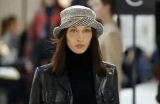 Bella Hadid Tuntut Pembunuh...