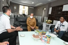 Pimpinan Cabang PT Pegadaian...