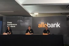 Mantan Direktur BRI...
