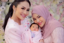 Aurel Hermansyah usai...