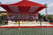 Polda Jabar Bakar 1,196...