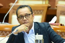 Anggota Komisi VI DPR...