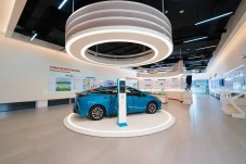 xEV Center, Cara Toyota...