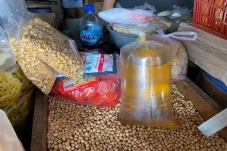 Minyak Goreng Curah...