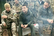 Volodymyr Zelensky Menangkan...