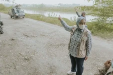 Banyak Jalan Rusak di...