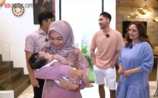 Bayi Siti Badriah Nangis...