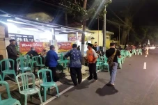 Kenangan Tetangga Pada...