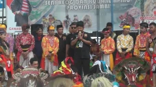 Seniman di Jambi Dukung...