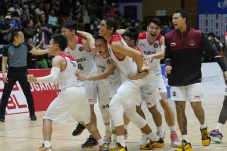 Sejarah Emas Basket...