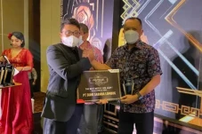 Kalla Aspal Lombok Raih...