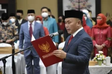 Gubernur Kalteng Sugianto...