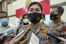 Kasus Layangan Putus,...