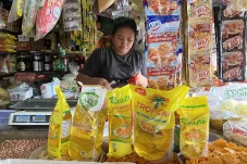 Ikut Urus Minyak Goreng,...