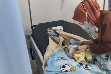 Bayi Laki-laki Dibuang...