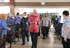 Arahan Ganjar Kepada...