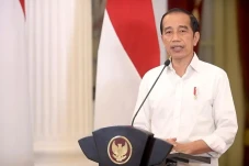 Jokowi Sebut Mengurangi...