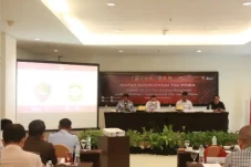 Penerbangan Internasional...