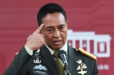 Polemik Pati TNI Diangkat...
