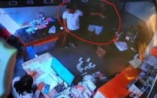 Diduga Aniaya Karyawan...