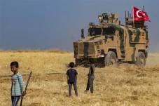 AS: Operasi Militer...