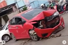 Sopir Ngantuk, Mobil...