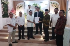 Tepat di Hari Pernikahan,...