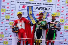 Rheza Masuk Podium,...
