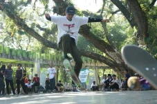 Teman Sandi Gelar Lomba...