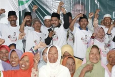 Berdayakan Perajin Keris...