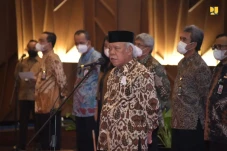 Rombak Pejabat di PUPR,...