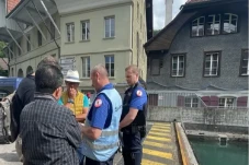 Swiss Kerahkan Drone...
