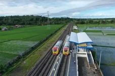 Proyek Kereta Api Jalur...